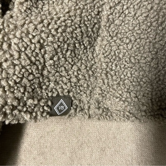 Vera Bradley Teddy Fleece Pullover Floral Sage - Picture 4 of 6